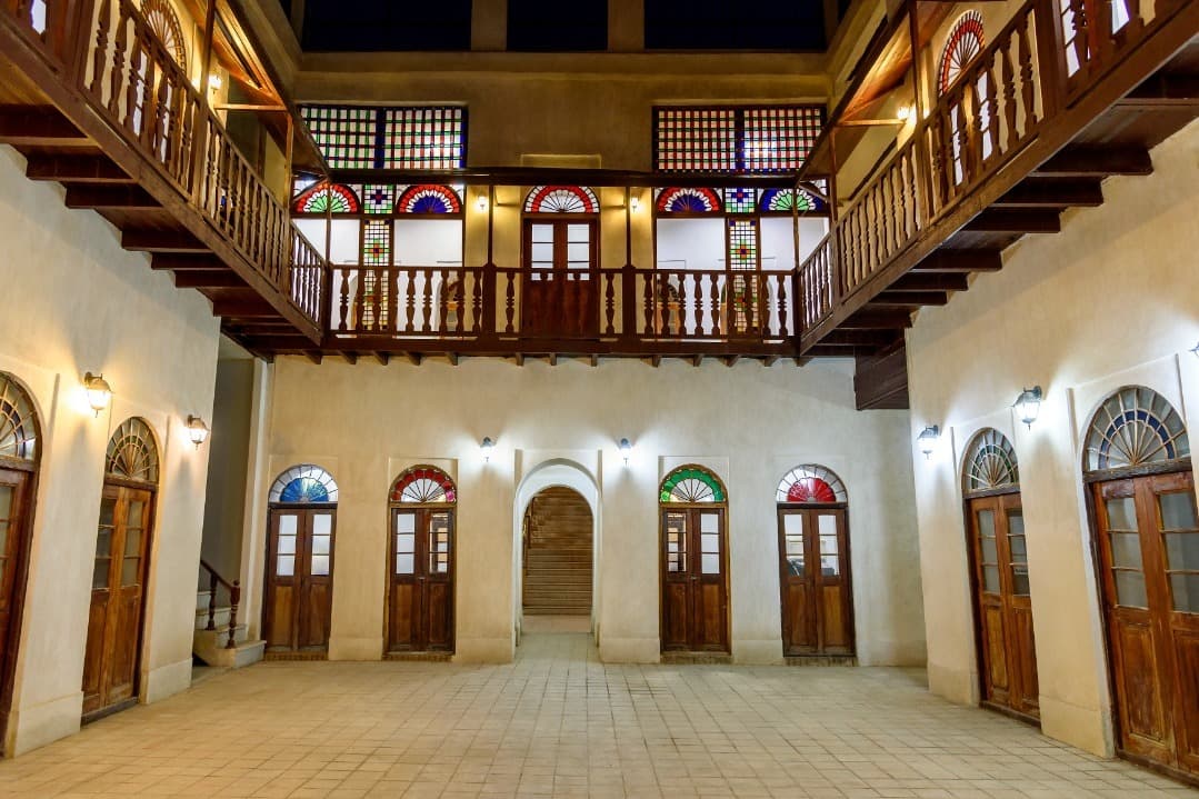 دانشکده هنر و معماری